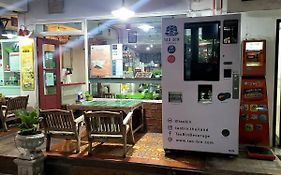 Ratanawong Place 823